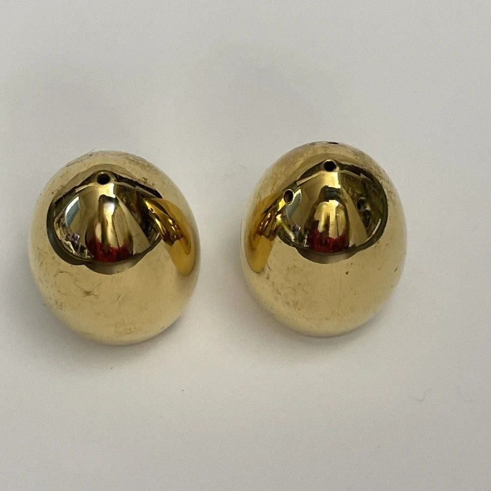 Salt‎ and Pepper Shakers Gold-tone Eggs Italy 1 5/8